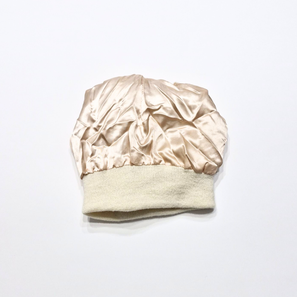 FlexSatin™ Cap – Smooth Satin Interior Flexing