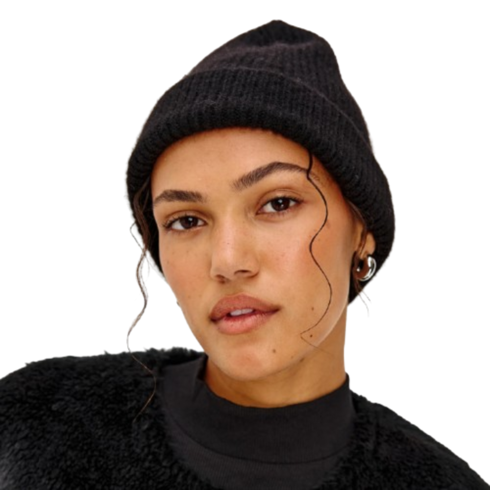 FlexSatin™ Cap – Smooth Satin Interior Flexing